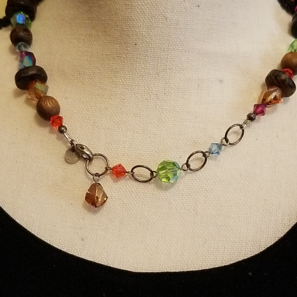 beaded necklace - Picture 2 of 4